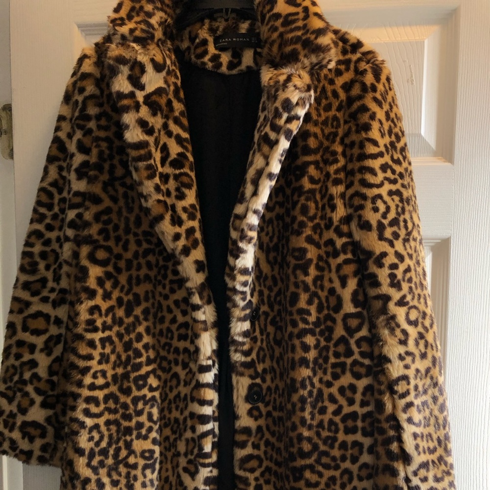 Leopard/cheetah coat